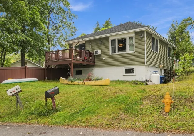 Photo 1 of Single family home for sale at 39 Lakeview Dr, Leominster, MA 01453 | MLS# 73579802 | Listing updated on 2026-10-13