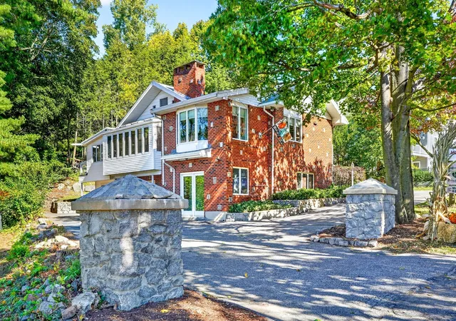 Photo 1 of Single family home for sale at 39 Buckman St, Woburn, MA 01801 | MLS# 73588373 | Listing updated on 2026-10-12