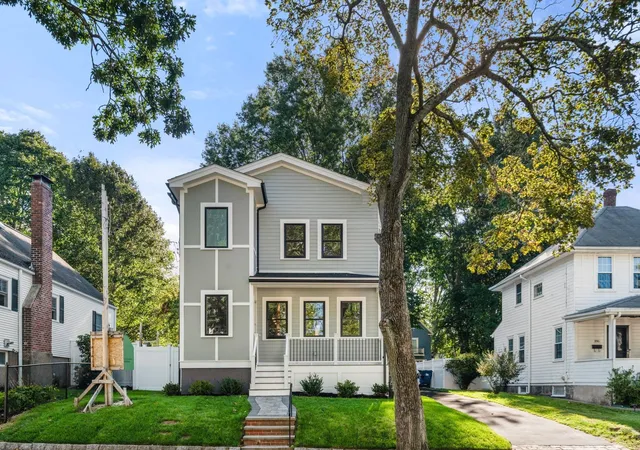 Photo 1 of Single family home for sale at 184 Perham St, West Roxbury, MA 02132 | MLS# 73575629 | Listing updated on 2026-09-14