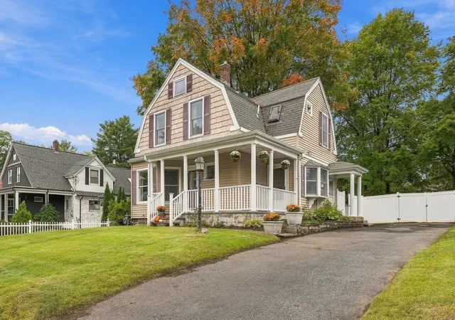 Photo 1 of Single family home for sale at 29 Upland St, Holbrook, MA 02343 | MLS# 73585756 | Listing updated on 2026-10-16