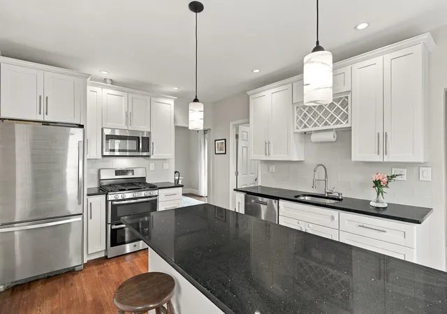 Photo 3 of Single family home for sale at 29 Upland St, Holbrook, MA 02343 | MLS# 73585756 | Listing updated on 2026-10-16