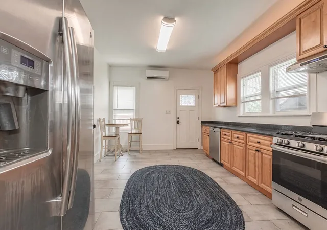 Photo 3 of Single family home for sale at 38 Davis St, Quincy, MA 02170 | MLS# 73575335 | Listing updated on 2026-10-03