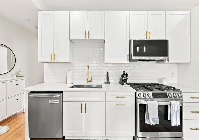 Photo 1 of Condo for sale at 35 Somerset #3A, Winthrop, MA 02152 | MLS# 73571733 | Listing updated on 2026-09-07