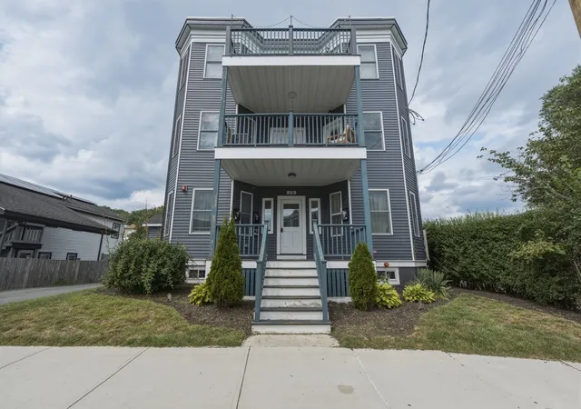 Photo 2 of Condo for sale at 35 Somerset #3A, Winthrop, MA 02152 | MLS# 73571733 | Listing updated on 2026-09-07