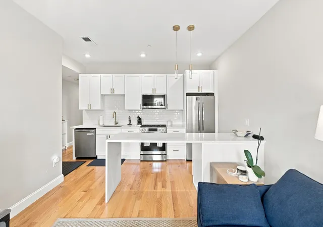 Photo 3 of Condo for sale at 35 Somerset #3A, Winthrop, MA 02152 | MLS# 73571733 | Listing updated on 2026-09-07