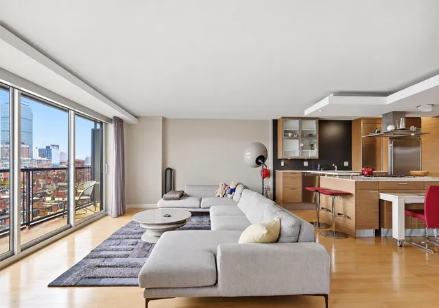 Listing Photo 1 - Condo for sale in 180 Beacon Condominiums located at 180 Beacon St, Boston, MA 02116 - Unit #15A