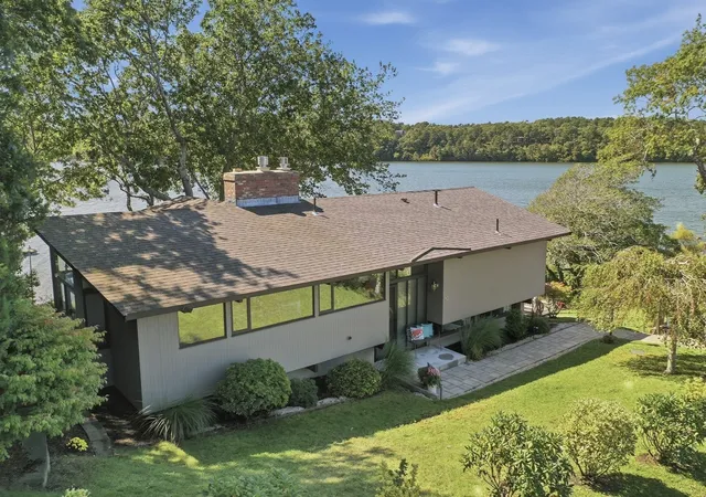 Photo 1 of Sale Pending at 32 Eagle Hl Dr, Plymouth, MA 02360 | MLS# 73583120 | Listing updated on 2026-10-07