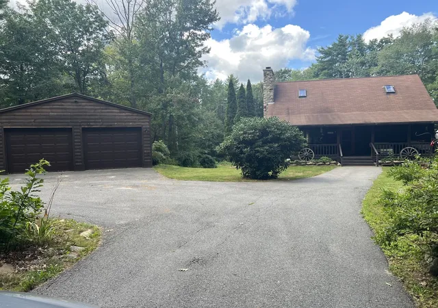Photo 2 of Single family home for sale at 736 Central St, Winchendon, MA 01475 | MLS# 73570387 | Listing updated on 2026-09-05