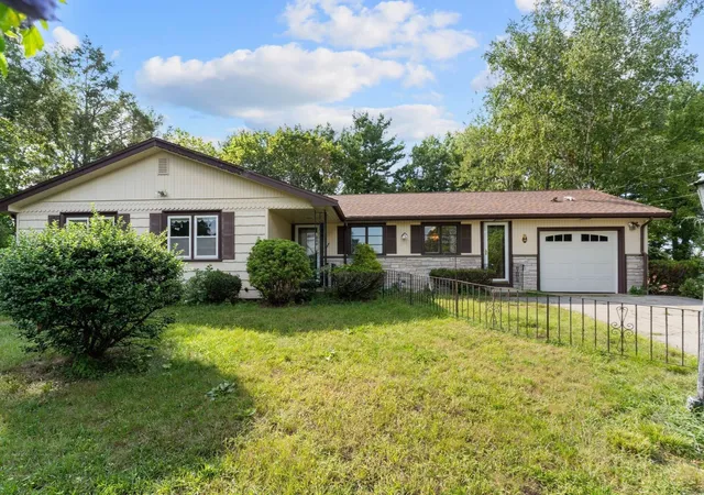 Single family home for sale at 28 Richardi Ln, Braintree, MA 02184 | MLS# 73572762