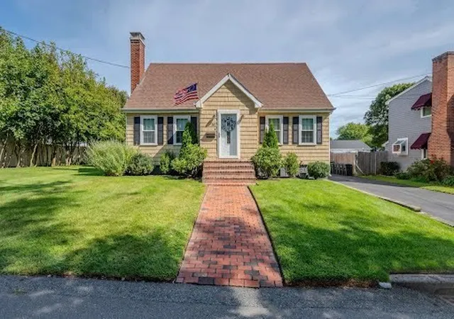 Photo 1 of Sale Pending at 282 Longhill Ave, Somerset, MA 02726 | MLS# 73572000 | Listing updated on 2026-09-23