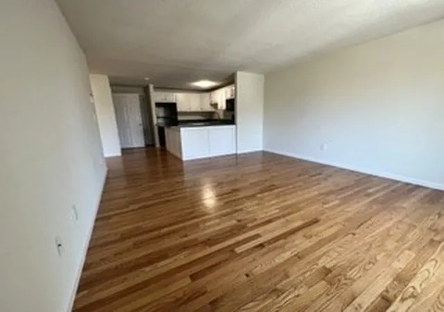 Listing Photo 5 - Condo for sale in building located at 20 Abbey Rd, Leominster, MA 01453 - Unit #306