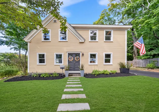 Photo 2 of Single family home for sale at 12 Peabody St, North Reading, MA 01864 | MLS# 73576151 | Listing updated on 2026-09-11