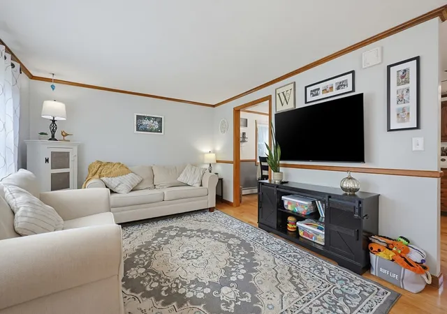 Photo 3 of Single family home for sale at 450 Hartford Ave E, Uxbridge, MA 01569 | MLS# 73571963 | Listing updated on 2026-09-21