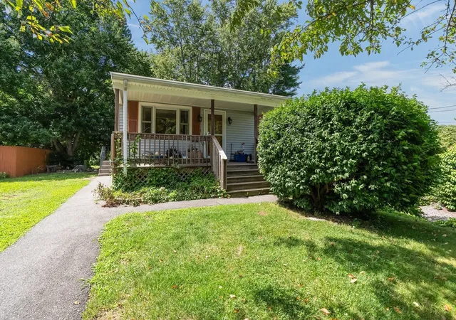 Photo 2 of Sale Pending at 127 Kenmar Dr, Somerset, MA 02726 | MLS# 73570540 | Listing updated on 2026-09-23