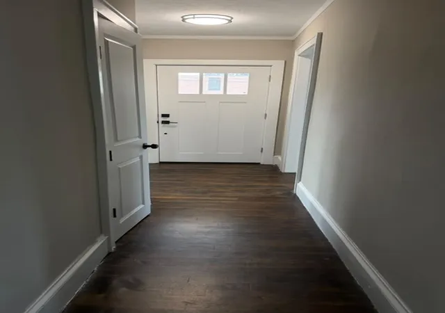 Photo 2 of Single family home for sale at 10 Arbutus Rd, Worcester, MA 01606 | MLS# 73585163 | Listing updated on 2026-10-05
