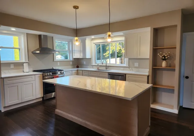 Photo 3 of Single family home for sale at 10 Arbutus Rd, Worcester, MA 01606 | MLS# 73585163 | Listing updated on 2026-10-05
