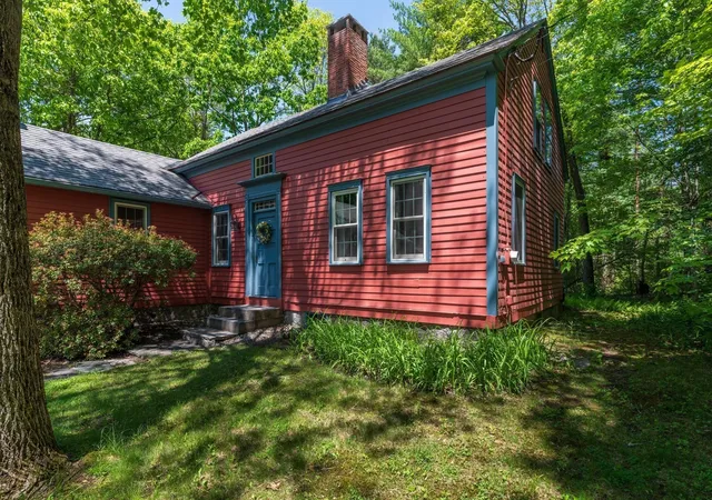 Photo 1 of Single family home for sale at 266 Turners Fls Rd, Montague, MA 01351 | MLS# 73574057 | Listing updated on 2026-10-13