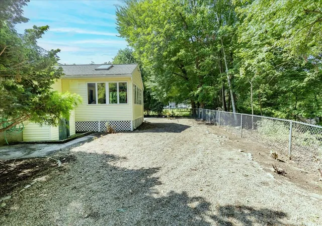 Photo 24 of Sale Pending at 43 Crestwood Cir, Lawrence, MA 01843 | MLS# 73573894 | Listing updated on 2026-10-09