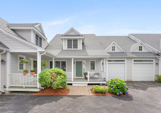 Condo for sale at 10 Charnstaff Ln #404, Billerica, MA 01821 | MLS# 73570746