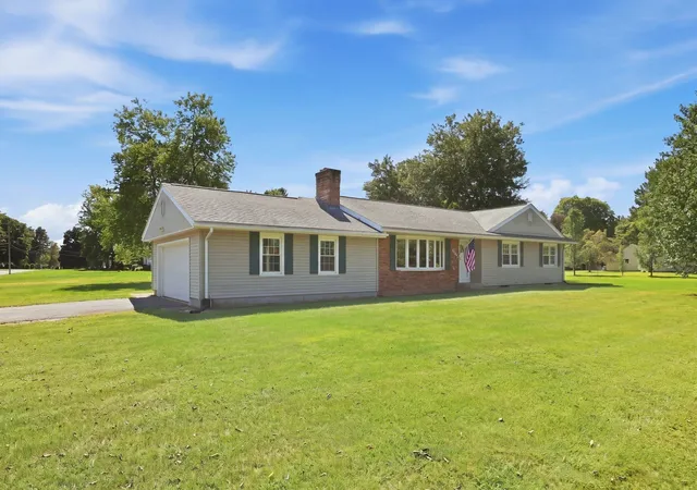 Photo 2 of Sale Pending at 951 Tinkham Rd, Wilbraham, MA 01095 | MLS# 73577933 | Listing updated on 2026-10-28