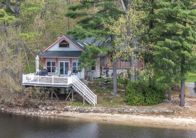 Photo 2 of Single family home for sale at 21 Hinds Ln, Pelham, NH 03076 | MLS# 73574646 | Listing updated on 2026-09-09