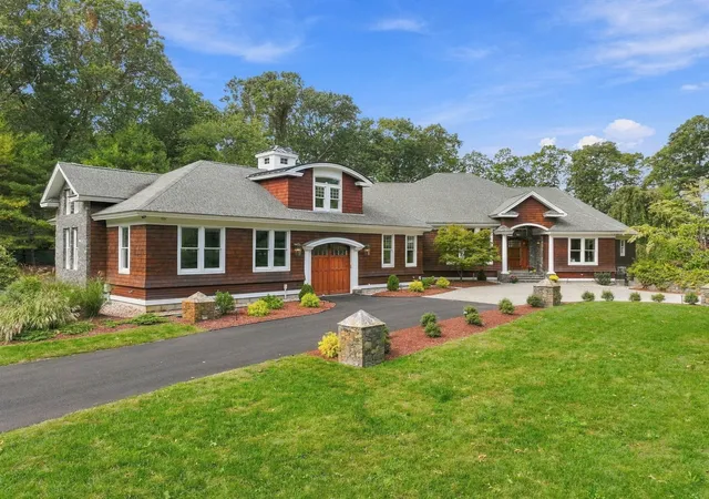 Photo 3 of Mansion for sale at 46 Pojac Point Rd, North Kingstown, RI 02852 | MLS# 73588954 | Listing updated on 2026-10-13