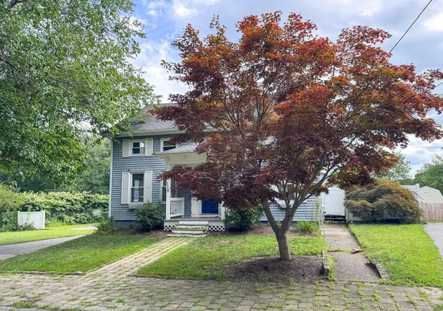 Photo 4 of Single family home for sale at 116 Leedham St, Attleboro, MA 02703 | MLS# 73571595 | Listing updated on 2026-09-15