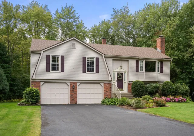 Photo 1 of Sale Pending at 29 Overbrook, East Longmeadow, MA 01028 | MLS# 73584222 | Listing updated on 2026-10-15