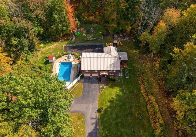 Photo 3 of Single family home for sale at 3835 Chestnut Hl Ave, Athol, MA 01331 | MLS# 73588382 | Listing updated on 2026-10-12