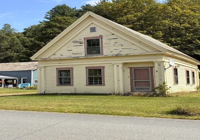 Photo 2 of Single family home for sale at 9 River St, Colrain, MA 01340 | MLS# 73577992 | Listing updated on 2026-10-19