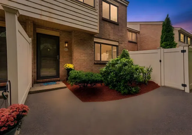 Photo 2 of Condo for sale at 131 Greenbrook Dr #131, Stoughton, MA 02072 | MLS# 73584280 | Listing updated on 2026-10-05