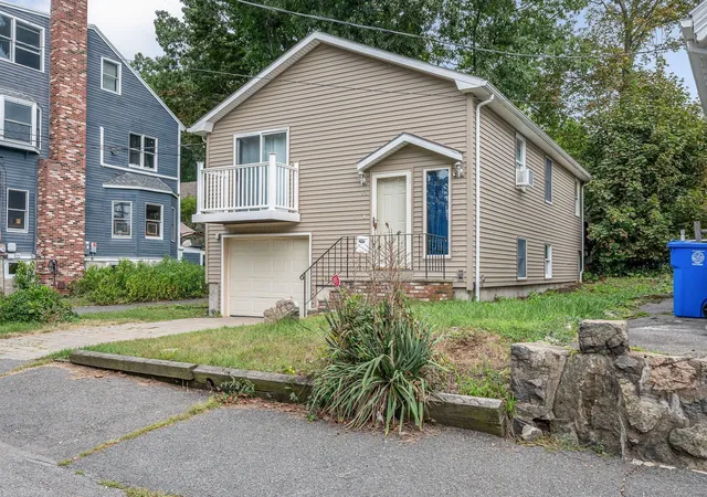 Photo 2 of Single family home for sale at 29 Cedar Hl Ter, Swampscott, MA 01907 | MLS# 73565593 | Listing updated on 2026-09-13