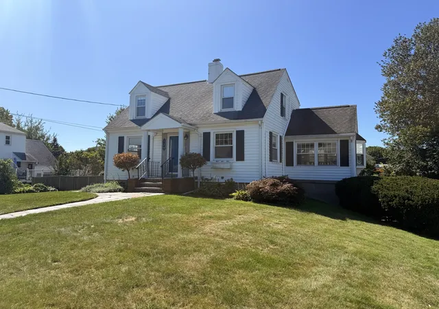 Photo 2 of Sale Pending at 139 Gay St, Norwood, MA 02062 | MLS# 73578043 | Listing updated on 2026-09-24