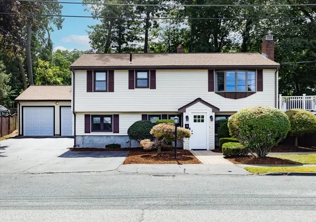 Photo 2 of Sale Pending at 8 Judith Rd, Peabody, MA 01960 | MLS# 73572910 | Listing updated on 2026-09-16