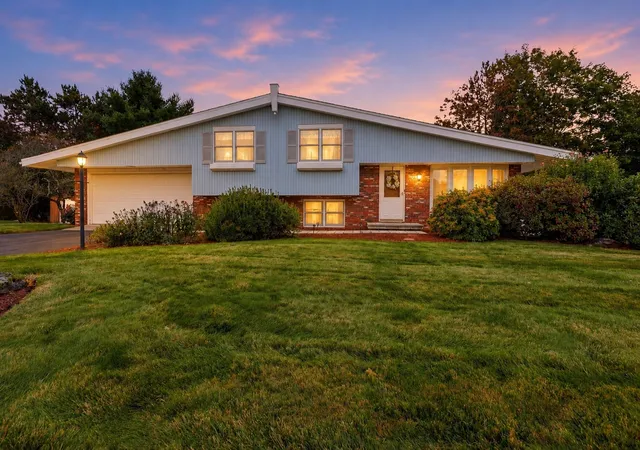 Photo 2 of Single family home for sale at 44 Dennison Hl Rd, Southbridge, MA 01550 | MLS# 73584927 | Listing updated on 2026-10-24