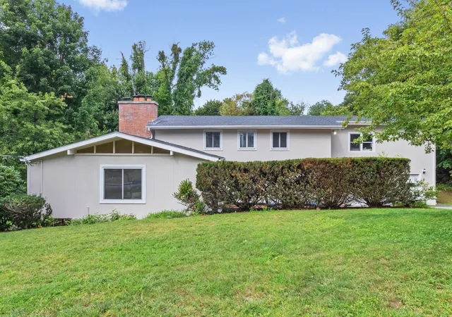Photo 1 of Single family home for sale at 17 Churchill Rd, Winchester, MA 01890 | MLS# 73572890 | Listing updated on 2026-09-12