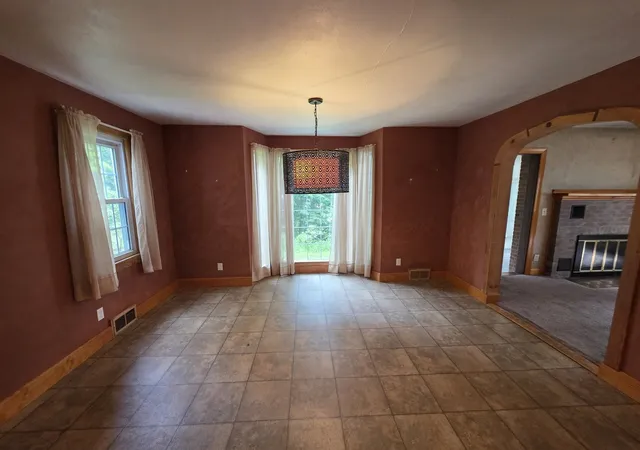 Photo 3 of Single family home for sale at 947 Main St, Wilbraham, MA 01095 | MLS# 73571610 | Listing updated on 2026-09-14