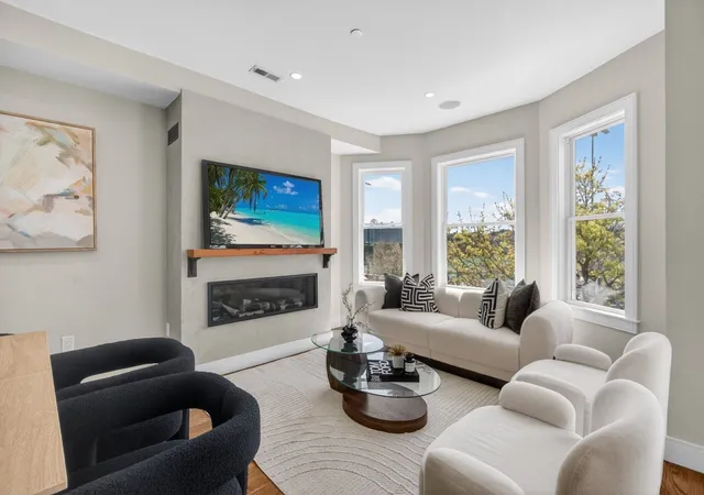 Listing Photo 2 - Condo for sale in building located at 557 Somerville Ave, Somerville, MA 02143 - Unit #2