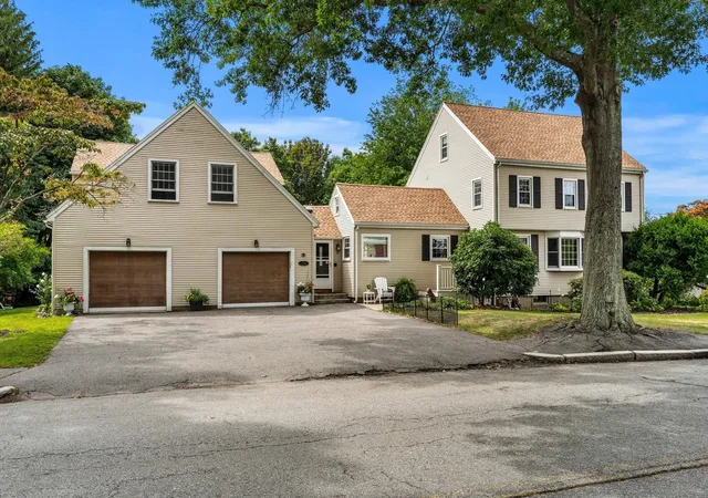 Photo 1 of Sale Pending at 90 Village St, Marblehead, MA 01945 | MLS# 73572985 | Listing updated on 2026-09-28