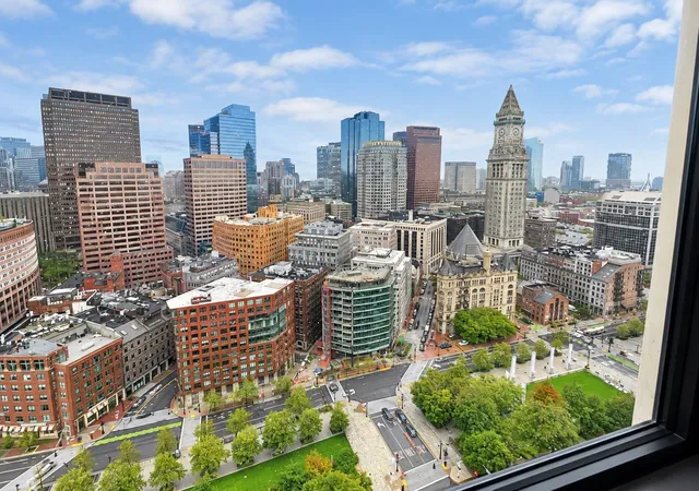 Photo 2 of Condo for sale at 65 E India Row #29H, Boston, MA 02110 | MLS# 73586528 | Listing updated on 2026-10-09