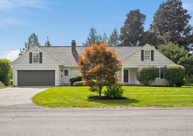 Photo 2 of Single family home for sale at 21 Woodbridge Rd, North Andover, MA 01845 | MLS# 73573924 | Listing updated on 2026-09-13