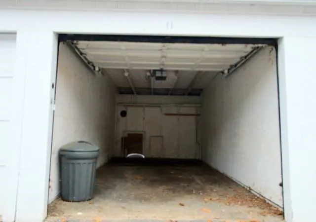 Listing Photo 4 - Condo for sale in building located at 40 Halifax, Springfield, MA 01108 - Unit #E