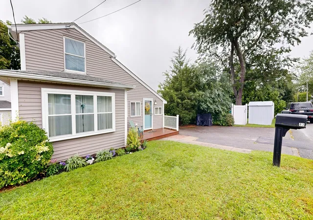 Photo 2 of Single family home for sale at 42 Clancy St, Swansea, MA 02777 | MLS# 73572844 | Listing updated on 2026-09-08