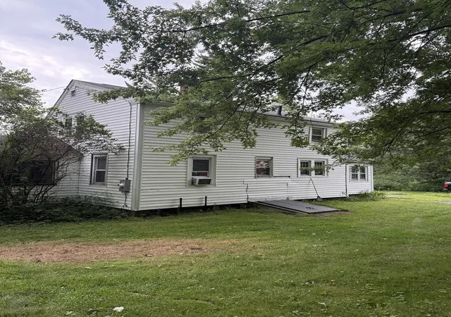 Photo 3 of Single family home for sale at 183 Upper Rd, Deerfield, MA 01342 | MLS# 73570620 | Listing updated on 2026-09-07