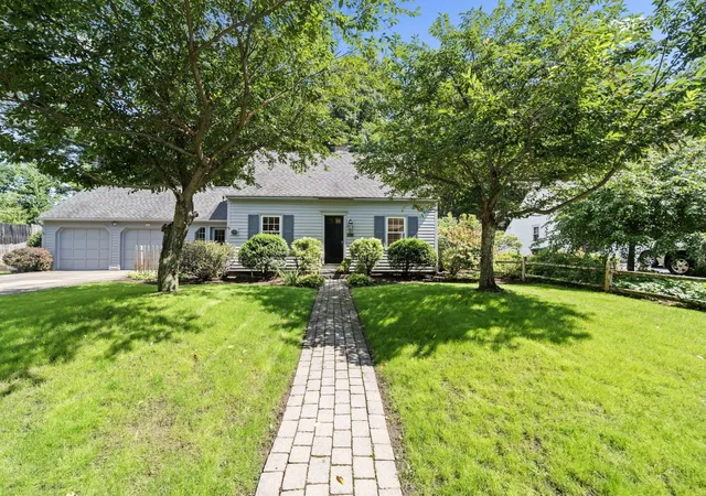 Photo 1 of Sale Pending at 9 Hillside Dr, Nashua, NH 03064 | MLS# 73574232 | Listing updated on 2026-10-09