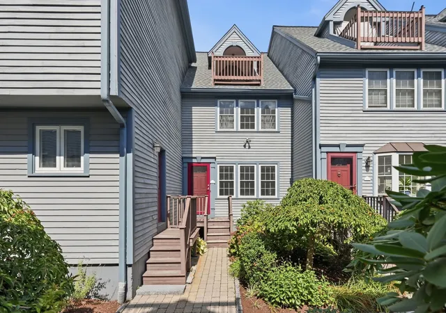 Photo 2 of Sale Pending at 35 Merrymount Rd #3, Quincy, MA 02169 | MLS# 73573178 | Listing updated on 2026-09-15