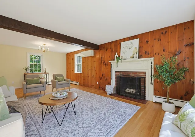 Photo 3 of Single family home for sale at 320 Newton St, Northborough, MA 01532 | MLS# 73577612 | Listing updated on 2026-10-04