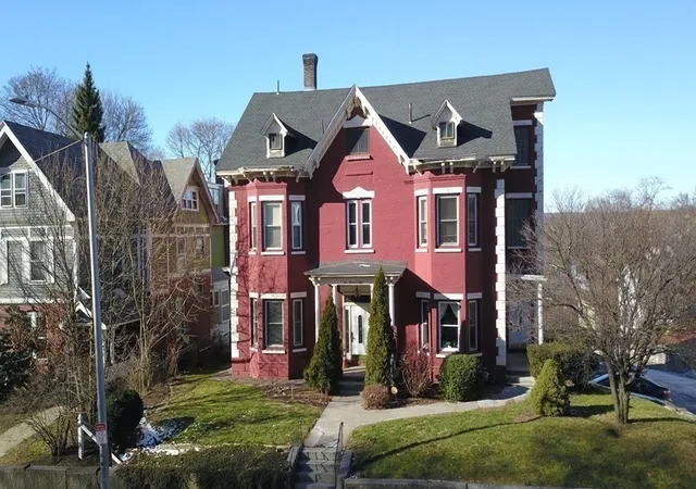 Photo 2 of Condo for sale at 150 Lincoln St #3, Worcester, MA 01605 | MLS# 73589022 | Listing updated on 2026-10-27