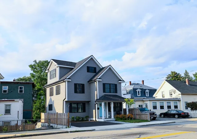Photo 3 of Single family home for sale at 173 Westford St, Lowell, MA 01851 | MLS# 73571379 | Listing updated on 2026-09-15