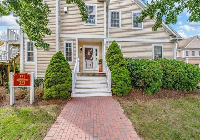 Photo 1 of Sale Pending at 319 Hampton Way #319, Abington, MA 02351 | MLS# 73584351 | Listing updated on 2026-10-29